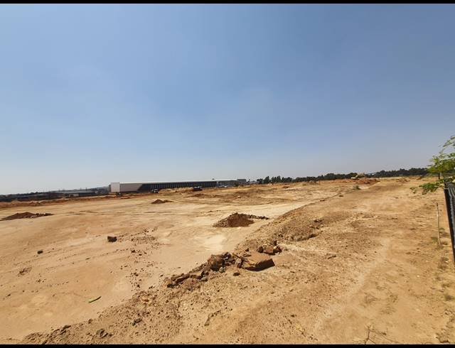 38,026M² VACANT LAND FOR SALE IN GOSFORTH PARK